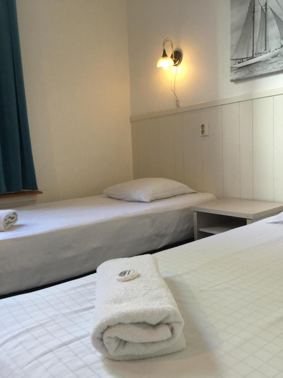 ยูเฟเมีย บัดเจ็ต โอลด์ซิตี้ คาแนลโซน Hostel อัมสเตอร์ดัม ภายนอก รูปภาพ